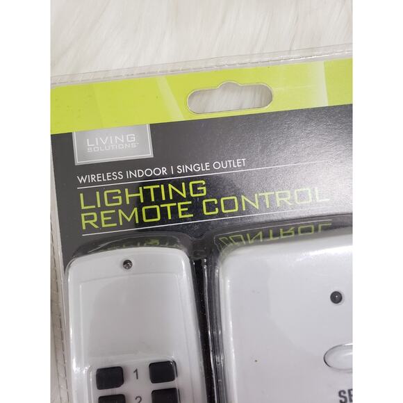 Living Solutions Lighting Remote Control Plug Wireless Indoor‎ Single Outlet - Picture 3 of 4
